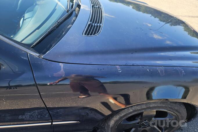 Mercedes-Benz S-Class W220 Sedan