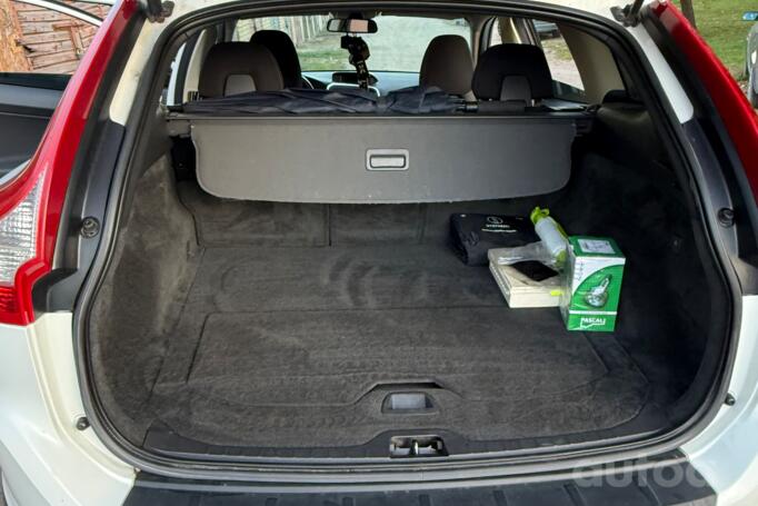 Volvo XC60 1 generation Crossover