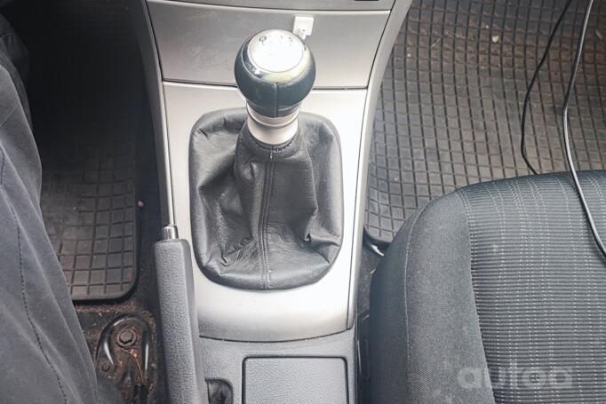 Toyota Corolla E140/E150