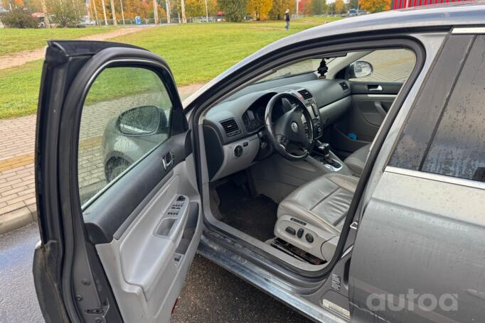 Volkswagen Jetta 5 generation Sedan 4-doors