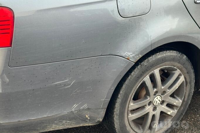 Volkswagen Jetta 5 generation Sedan 4-doors