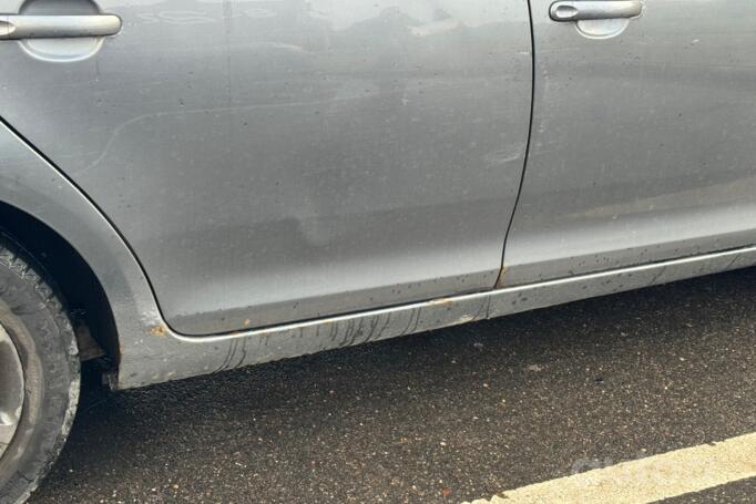 Volkswagen Jetta 5 generation Sedan 4-doors