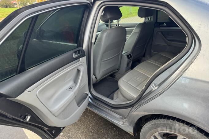 Volkswagen Jetta 5 generation Sedan 4-doors