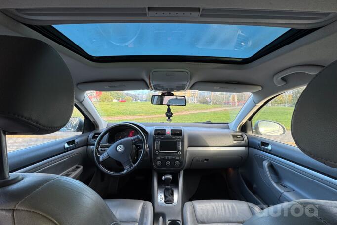 Volkswagen Jetta 5 generation Sedan 4-doors