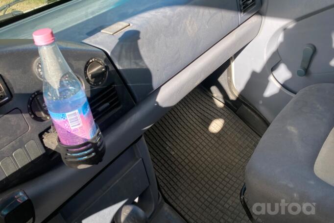 Mercedes-Benz Sprinter First generation