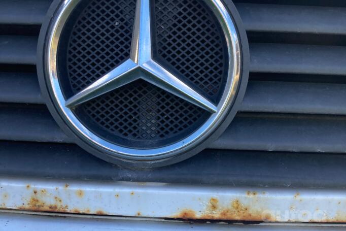 Mercedes-Benz Sprinter First generation