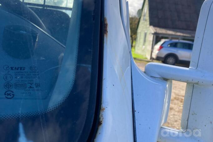 Mercedes-Benz Sprinter First generation