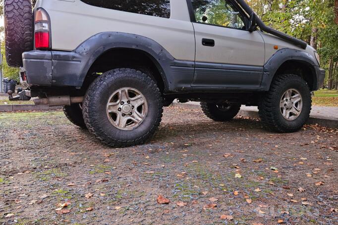 Toyota Land Cruiser Prado J90 SUV 3-doors