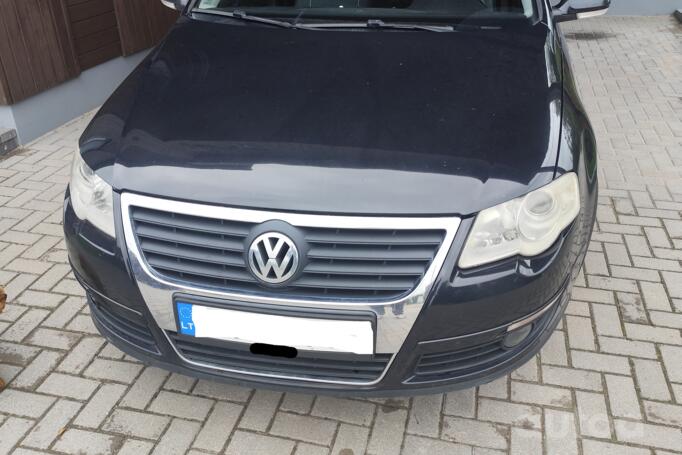 Volkswagen Passat B6 Sedan 4-doors