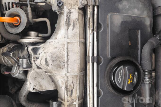 Volkswagen Passat B6 Sedan 4-doors