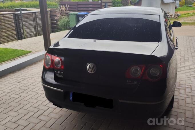 Volkswagen Passat B6 Sedan 4-doors