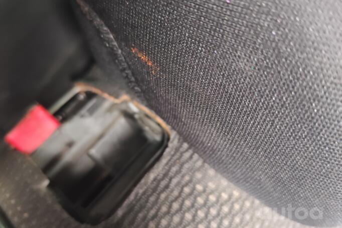 Volkswagen Passat B6 Sedan 4-doors