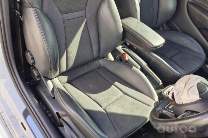 Audi A1 8X Hatchback 3-doors