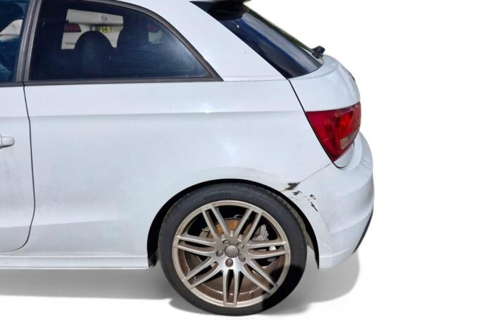 Audi A1 8X Hatchback 3-doors