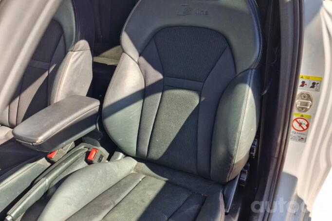 Audi A1 8X Hatchback 3-doors