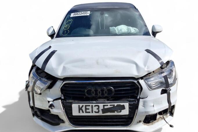 Audi A1 8X Hatchback 3-doors