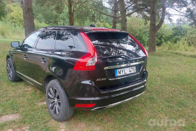 Volvo XC60 1 generation [restyling] Crossover