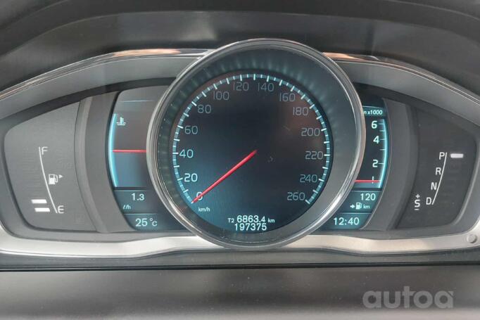 Volvo XC60 1 generation [restyling] Crossover