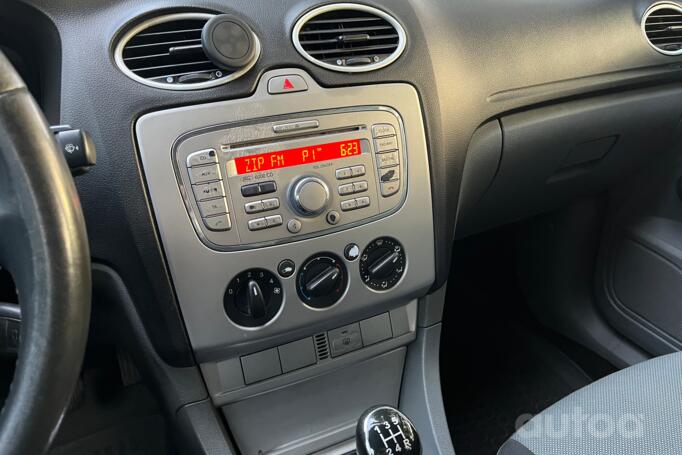 Ford Focus 2 generation [restyling] Hatchback 5-doors