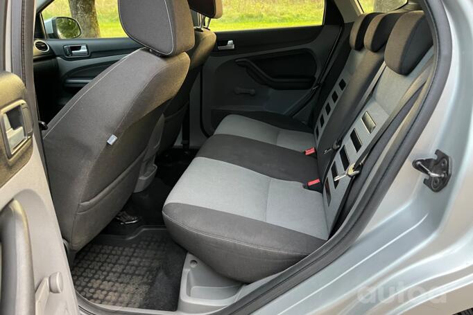 Ford Focus 2 generation [restyling] Hatchback 5-doors