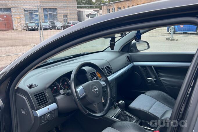 Opel Vectra C GTS hatchback