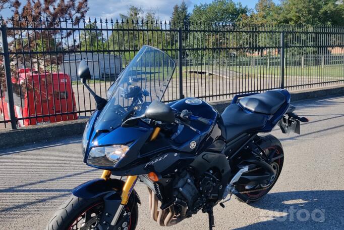 Yamaha FZ
