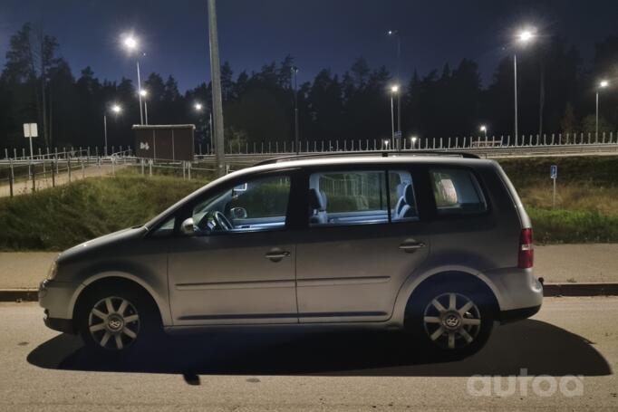 Volkswagen Touran 1 generation Minivan