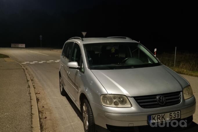 Volkswagen Touran 1 generation Minivan
