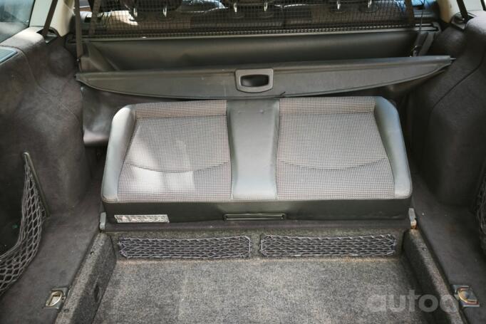 Mercedes-Benz E-Class W211/S211 wagon 5-doors