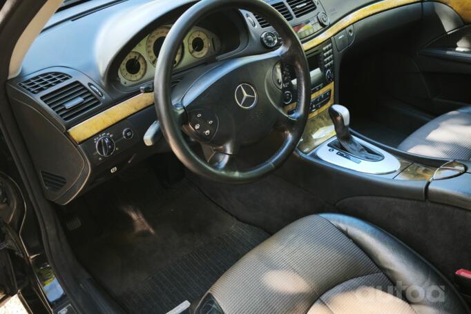 Mercedes-Benz E-Class W211/S211 wagon 5-doors
