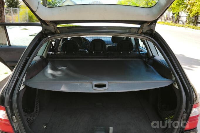 Mercedes-Benz E-Class W211/S211 wagon 5-doors