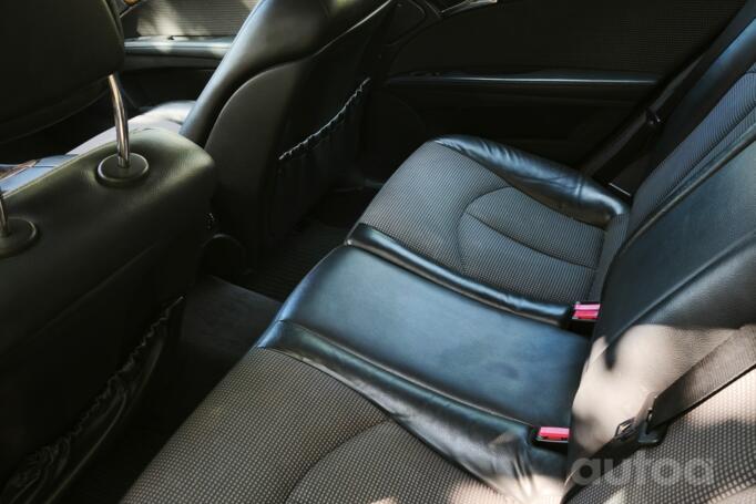 Mercedes-Benz E-Class W211/S211 wagon 5-doors