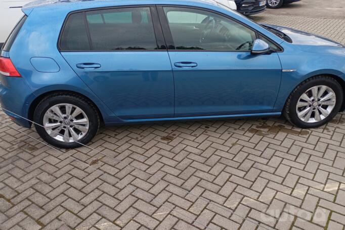 Volkswagen Golf 7 generation Hatchback 5-doors