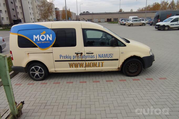Volkswagen Caddy 3 generation Maxi minivan 4-doors
