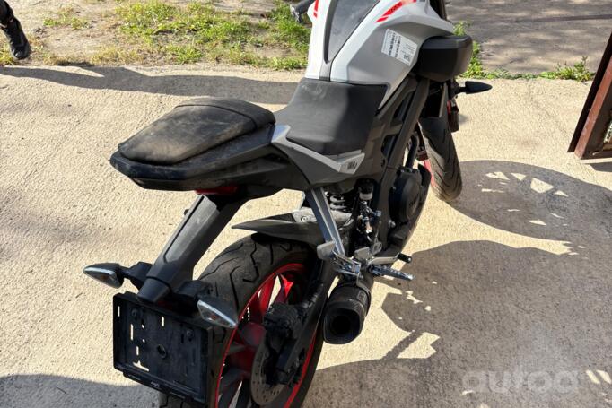 Yamaha MT