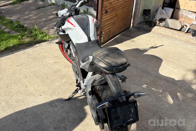 Yamaha MT