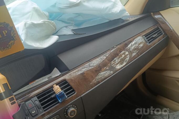 BMW 5 Series E60/E61 Sedan