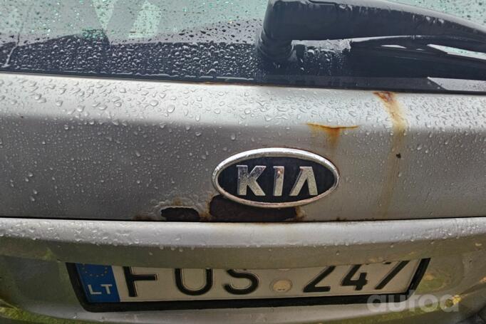 Kia Cee'd 1 generation Hatchback 5-doors