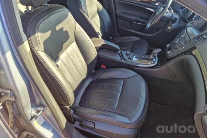 Opel Insignia A Sports Tourer wagon 5-doors