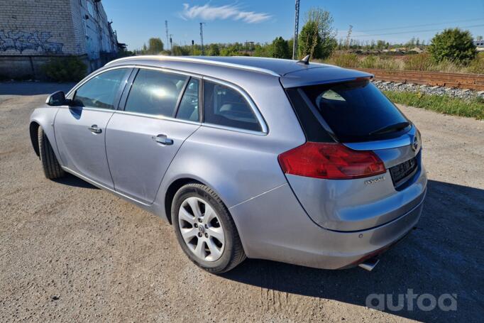 Opel Insignia A Sports Tourer wagon 5-doors