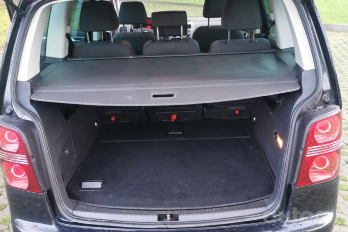 Volkswagen Touran 1 generation [restyling] Minivan 5-doors