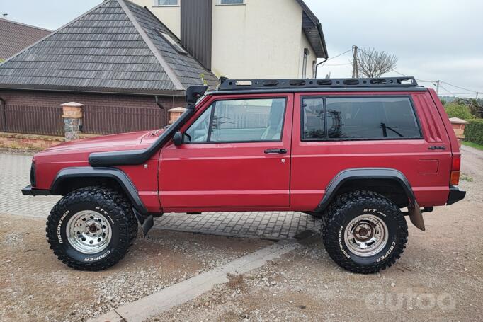 Jeep Cherokee XJ SUV 3-doors