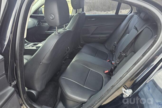 Jaguar XE 1 generation