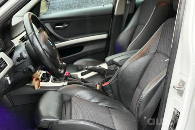 BMW 3 Series E90/E91/E92/E93 [restyling] Touring wagon