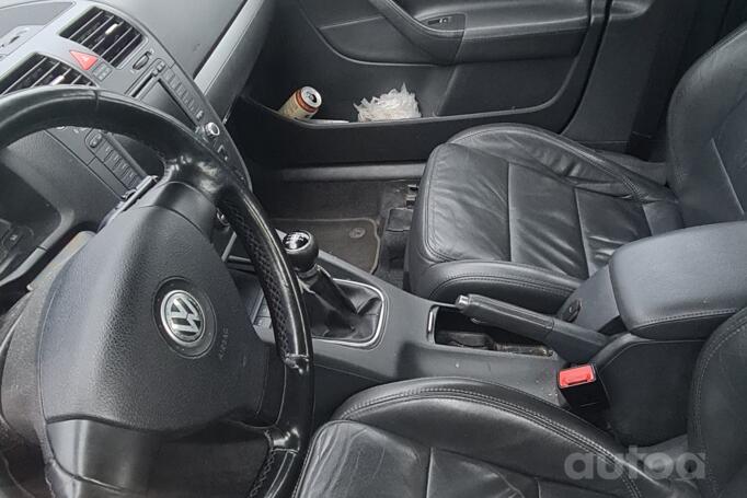 Volkswagen Jetta 5 generation Sedan 4-doors