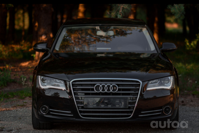 Audi A8 D4/4H Sedan