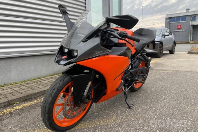 KTM RC