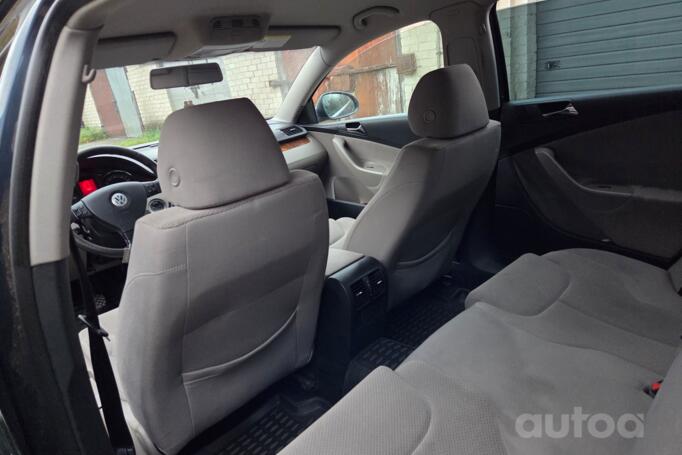 Volkswagen Passat B6 Sedan 4-doors