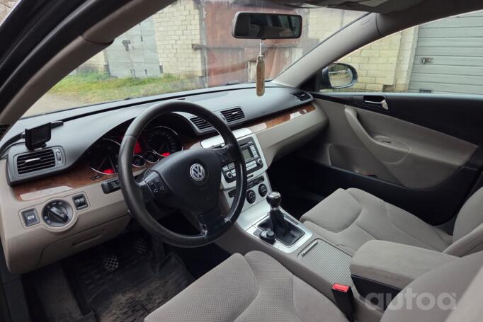 Volkswagen Passat B6 Sedan 4-doors