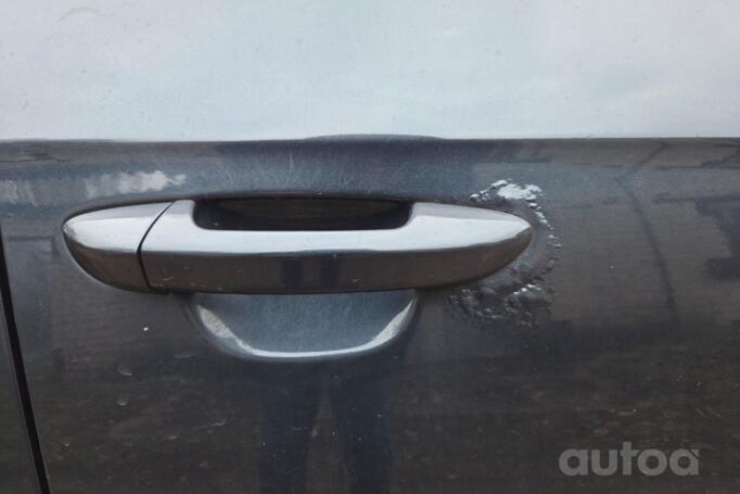 Volkswagen Passat B6 Sedan 4-doors